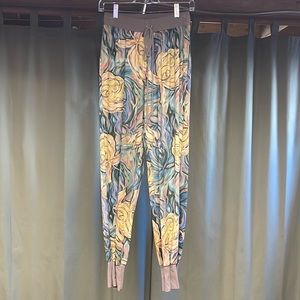 VIVIANA GABEIEA Drawstring Joggers